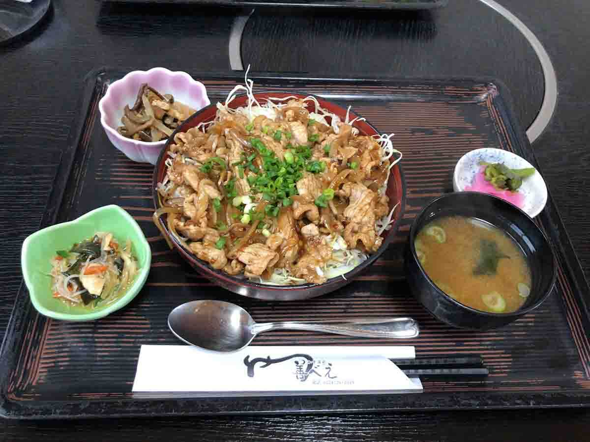 善べえの豚焼肉丼定食