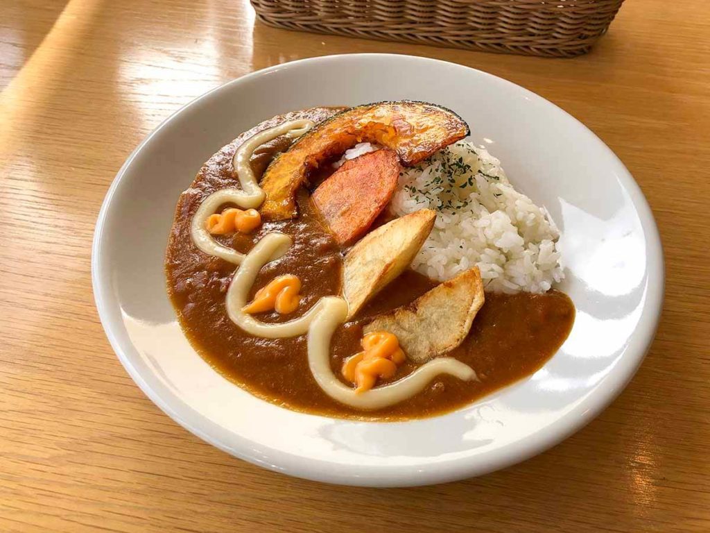 カフェスタジオサンクのチーズトマトカレー