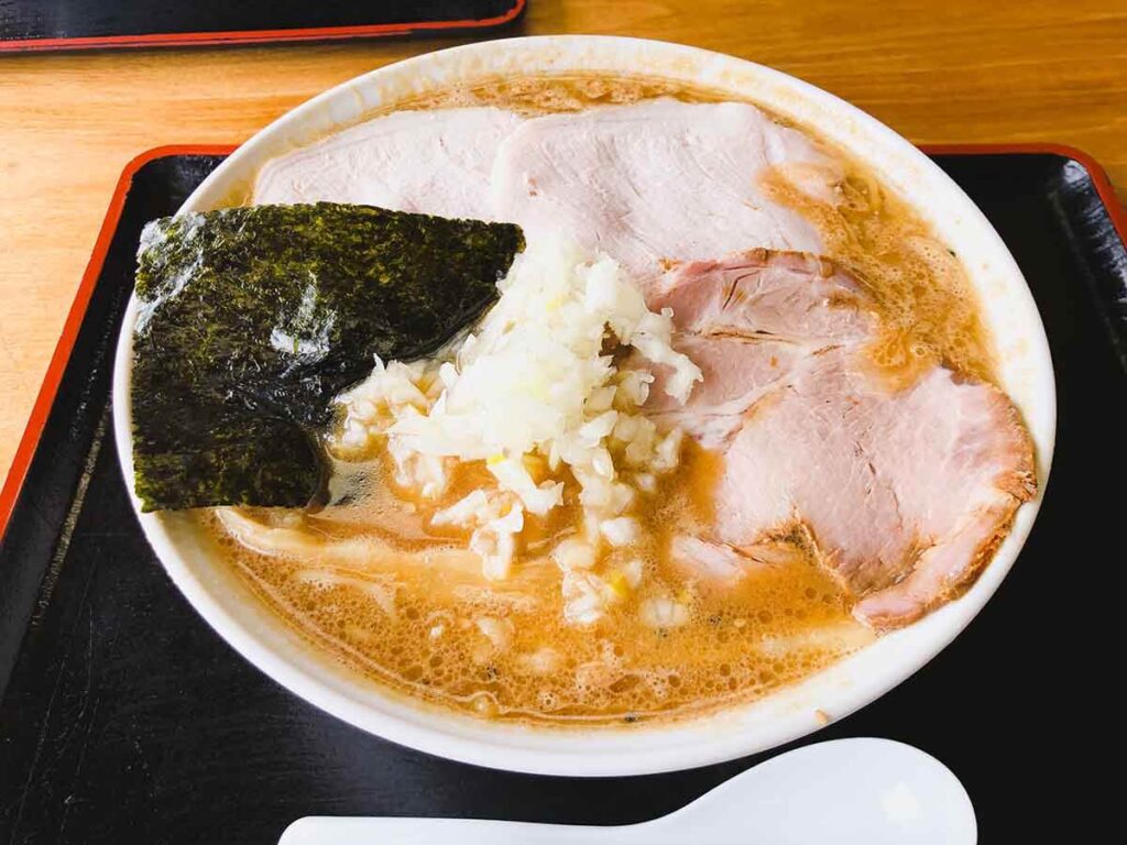 尾浦のみそラーメン（中盛り）